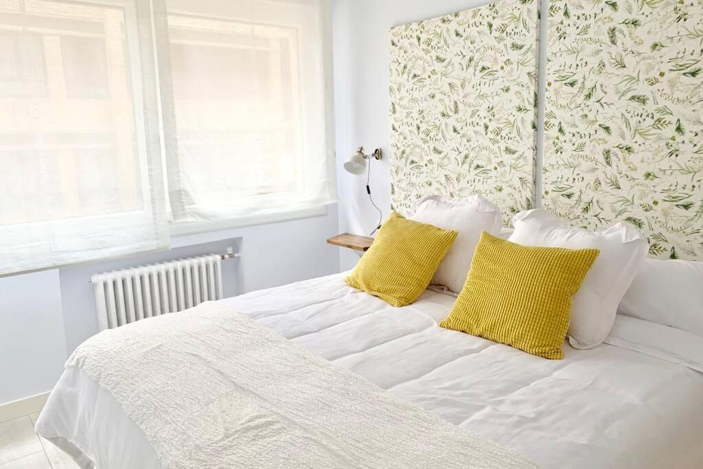 New Gorgeous Central Apartment - Beachfront - 3 Bd San Sebastian Ngoại thất bức ảnh