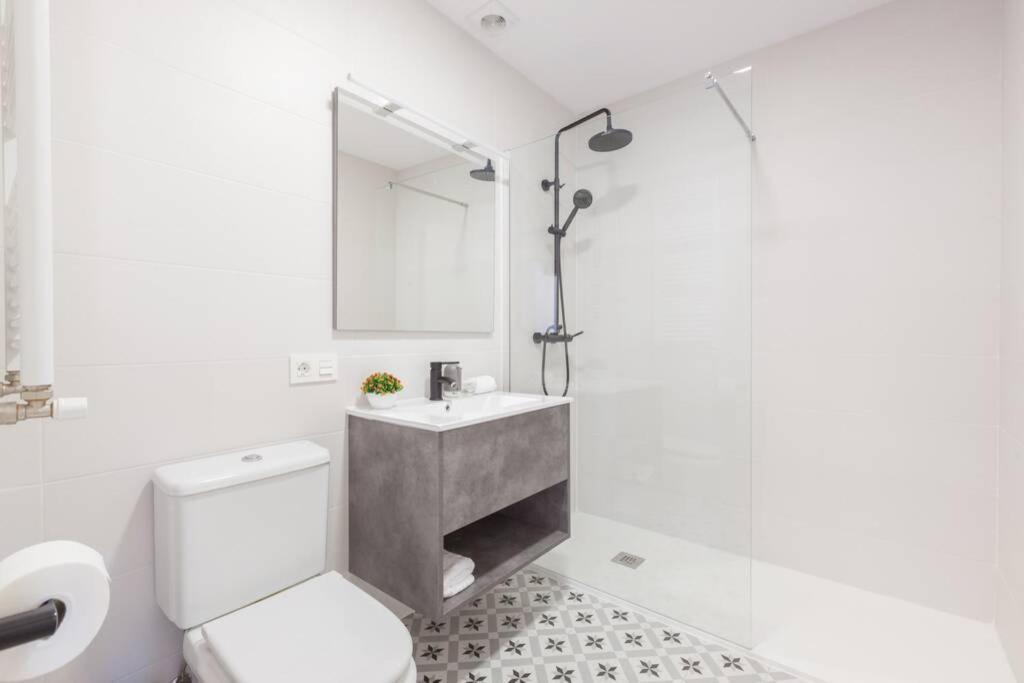New Gorgeous Central Apartment - Beachfront - 3 Bd San Sebastian Ngoại thất bức ảnh