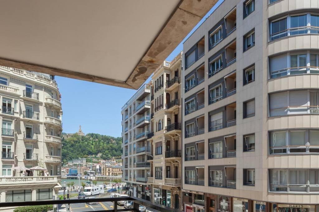 New Gorgeous Central Apartment - Beachfront - 3 Bd San Sebastian Ngoại thất bức ảnh